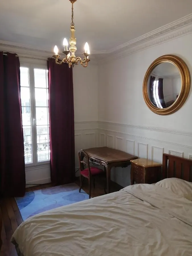 ホームステイ Paris, Appartement Typique Spacieux Et Confortable