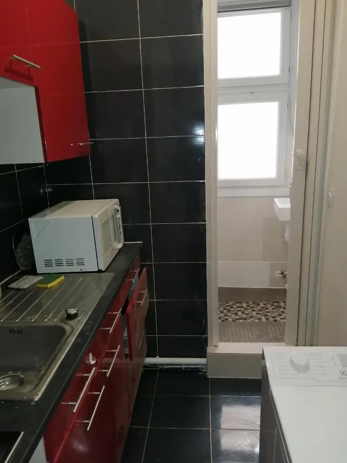 ホームステイ Paris, Appartement Typique Spacieux Et Confortable